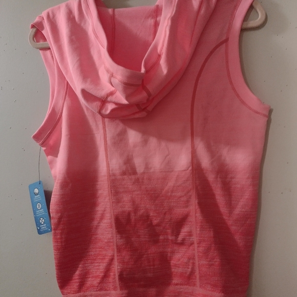 Shoactive sport enthusiast This is the hoodie vest you need whicking 4way stretc - Picture 2 of 13